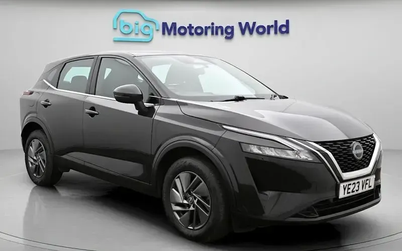 Usado Nissan Qashqai Acenta Premium 140 HP (102 kW) 2023 SUV