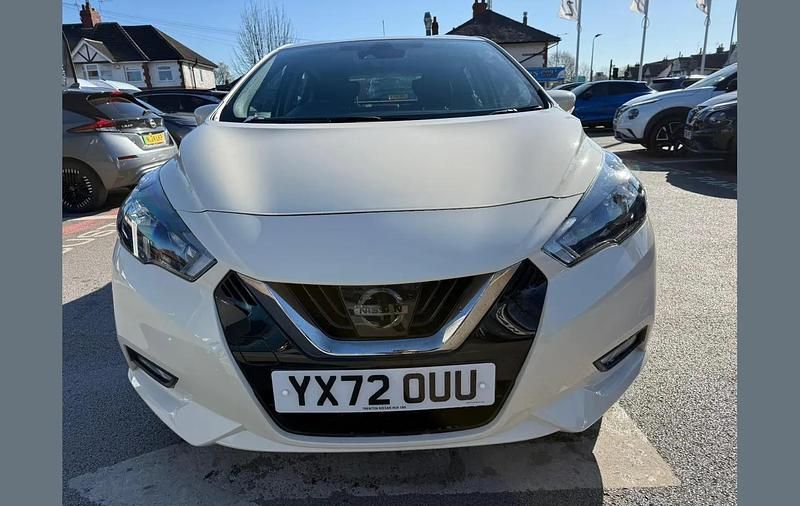 Used Nissan Micra Acenta 91 HP (66 kW) 2022 White Hatchback