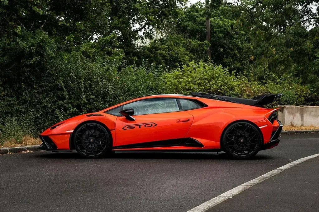 Used Lamborghini Huracán 640 HP (470 kW) 2022 Coupe