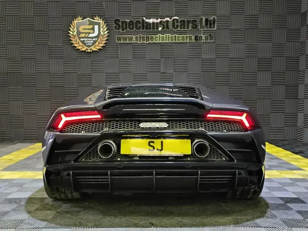 Used Lamborghini Huracán 640 HP (470 kW) 2022 Grey Coupe