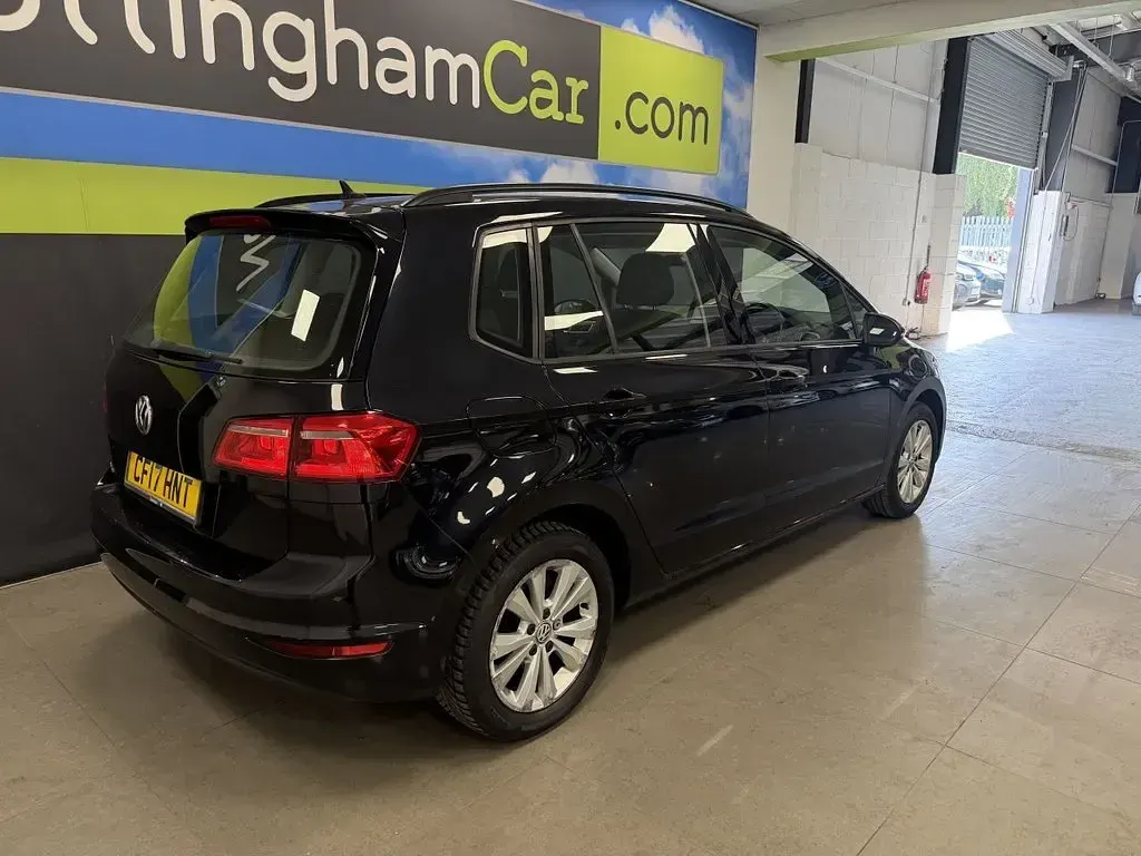 Used VW Golf Sportsvan SE 115 HP (84 kW) 2017 Black MPV