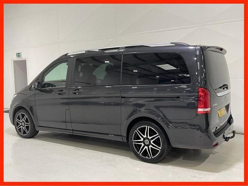 Used Mercedes V300 AMG line 237 HP (174 kW) 2022 Grey MPV