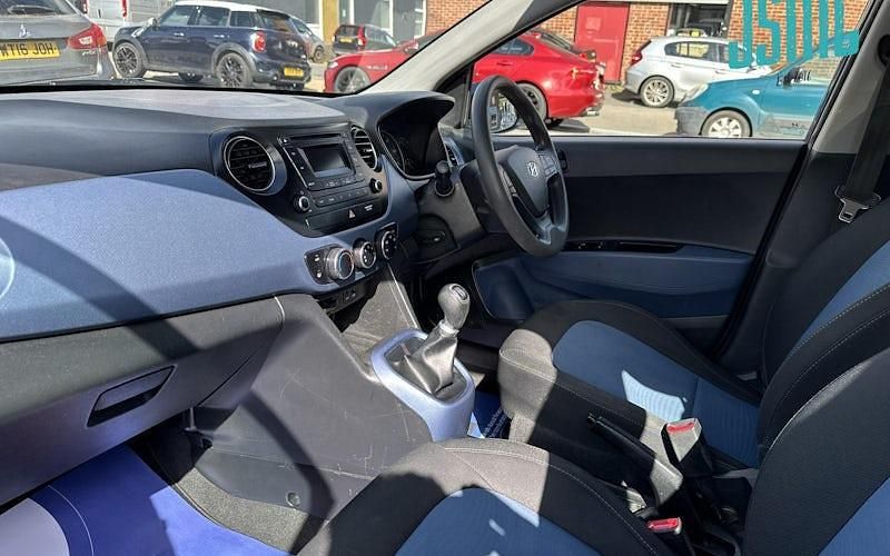 Usado Hyundai i10 SE 66 HP (48 kW) 2016 Azul Citadino