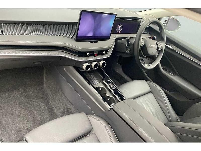 Used Skoda Superb SE L 110 HP (80 kW) 2025 Pure white Estate