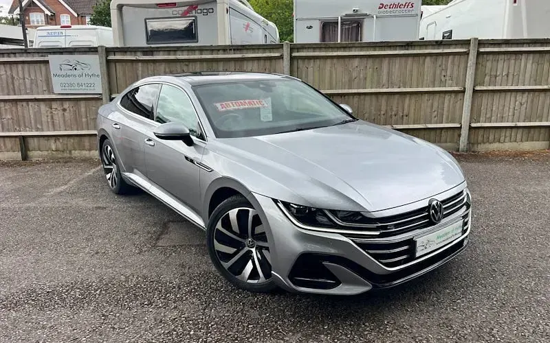 Usado VW Arteon R-line 190 CV (139 kW) 2024 Familiar