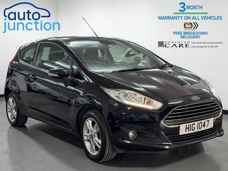 Used Ford Fiesta Zetec 82 HP (60 kW) 2016 Black Hatchback