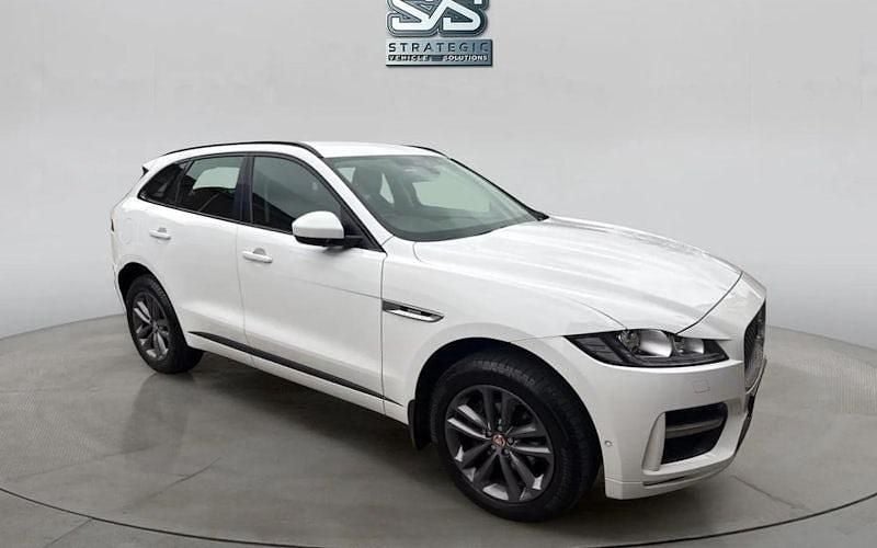 Used 2020 Jaguar F-Pace R-Sport SUV | £12,990 (Super price) - Image 1/3