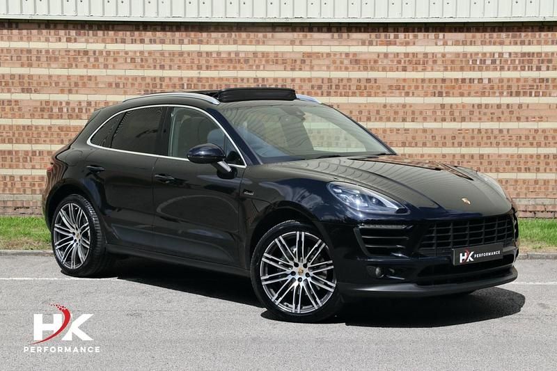 Black Used 2017 Porsche Macan S SUV | £25,995 (A bit pricey) - Image 1/4
