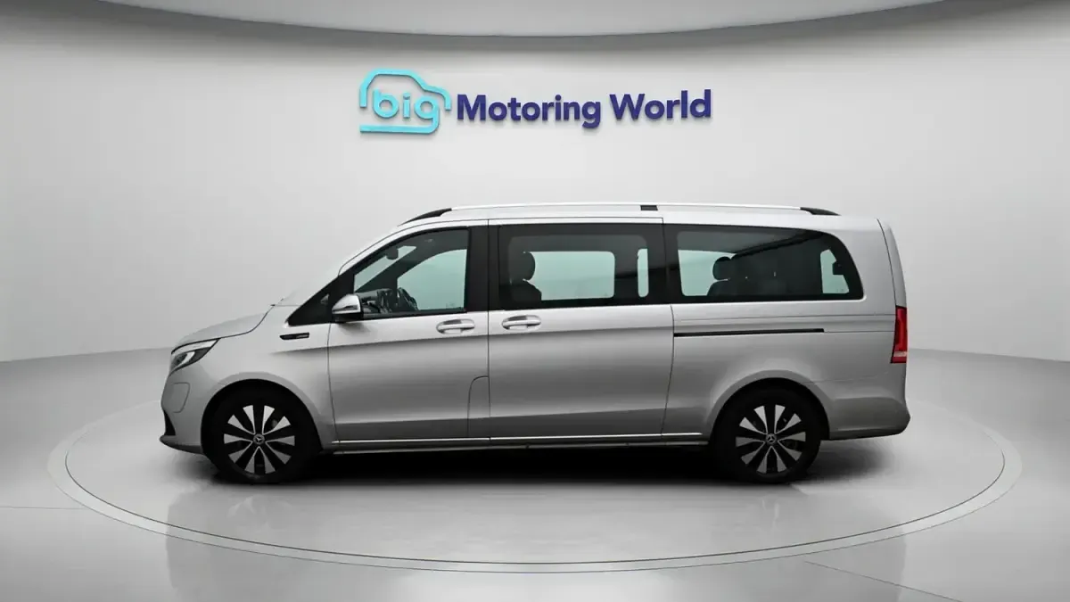 Used Mercedes EQV300 295 kW (402 HP) 2021 Silver MPV
