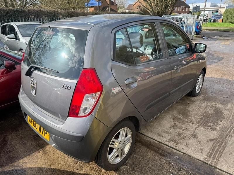 Used Hyundai i10 Comfort 78 HP (57 kW) 2010 Grey Hatchback