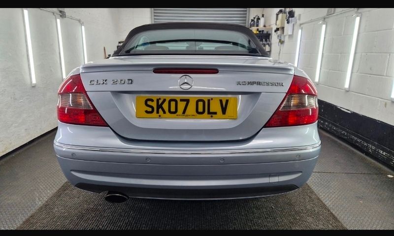 Used Mercedes CLK200 161 HP (118 kW) 2007 Silver Cabriolet
