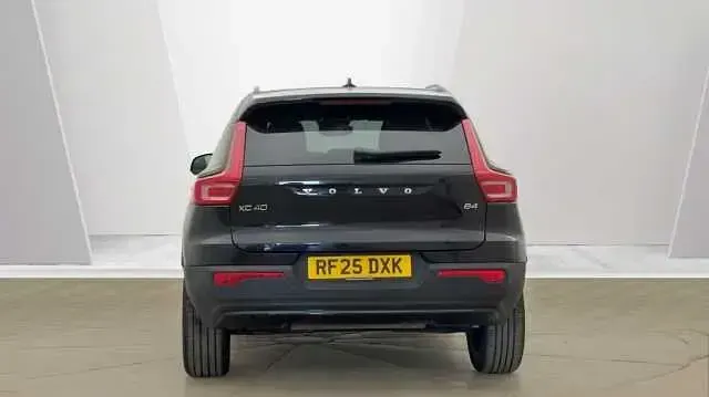 Used Volvo XC40 Plus 194 HP (142 kW) 2026 SUV