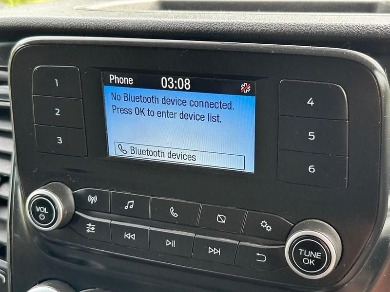 Used Ford Transit S 2021 White Sedan