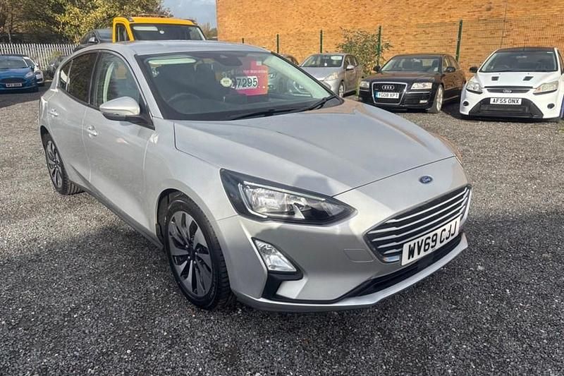 Silver Used 2019 Ford Focus Zetec Hatchback | £7,295 (Fair price) - Image 1/1