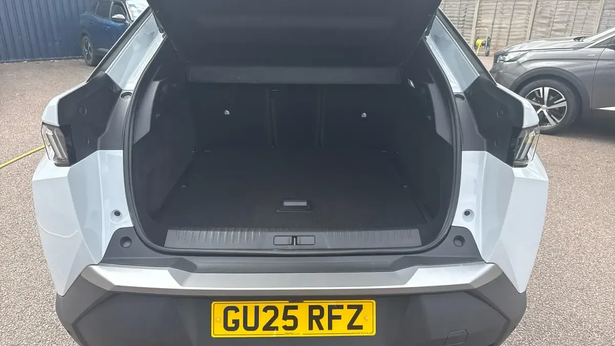 Used Peugeot 3008 Allure 136 HP (100 kW) 2025 White SUV