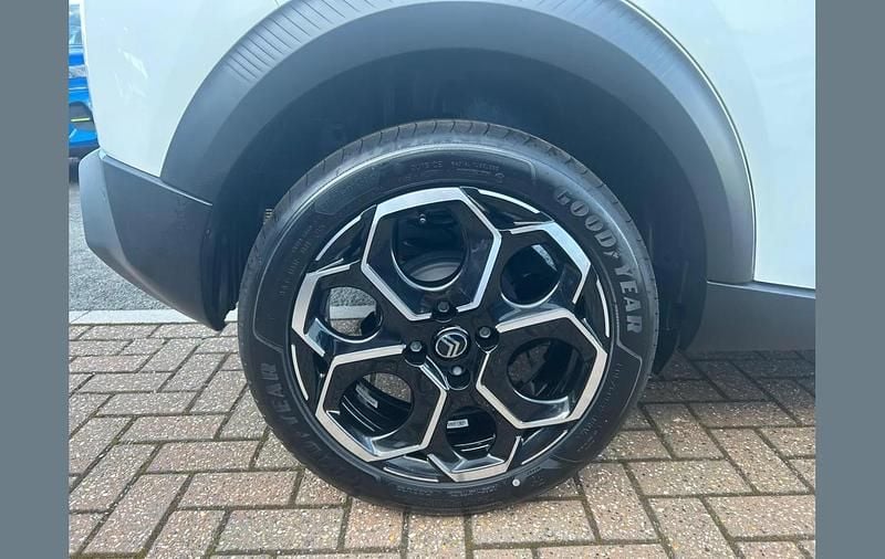 New Citroën C3 101 HP (74 kW) 2026 White SUV