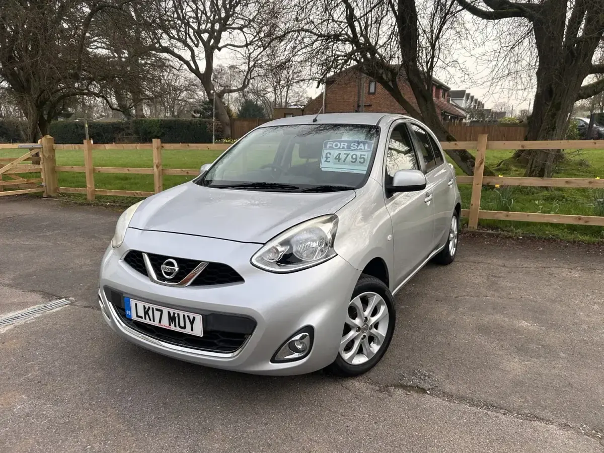 Begagnad Nissan Micra Acenta 80 HK (58 kW) 2017 Silver Halvkombi