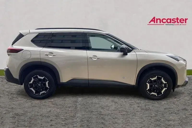 New Nissan X-Trail 211 HP (155 kW) 2025 Champagne silver SUV