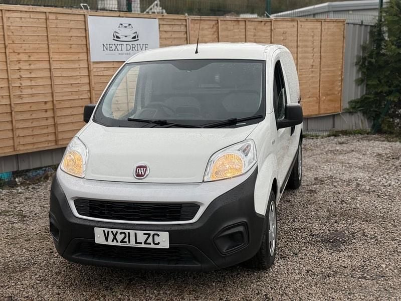 Used Fiat Fiorino 80 HP (58 kW) 2021 White MPV