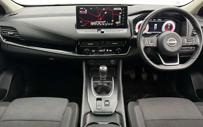 Used Nissan Qashqai N-Connecta 140 HP (102 kW) 2023 Blue SUV