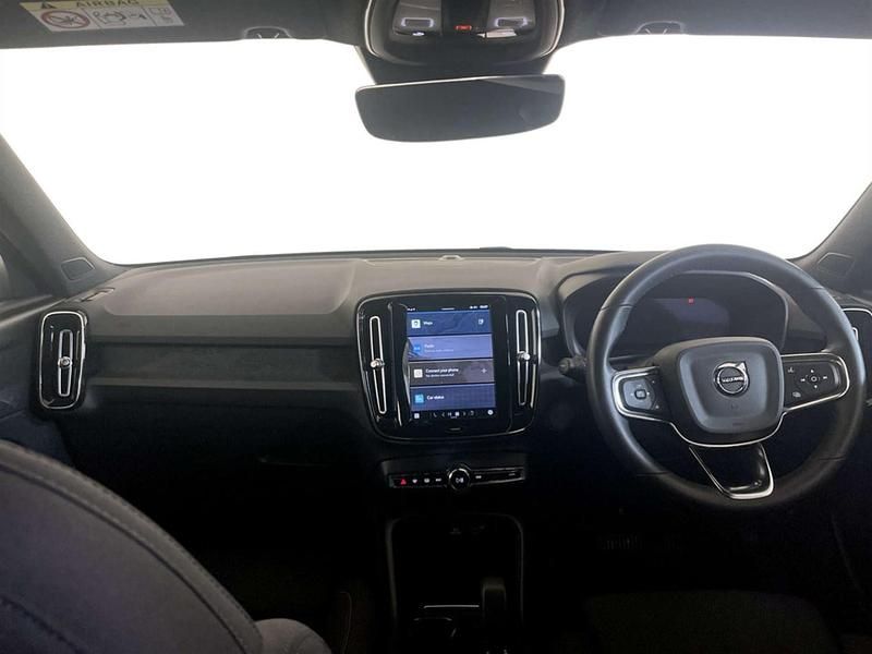 Begagnad Volvo XC40 Plus 169 kW (231 HK) 2022 Blå SUV