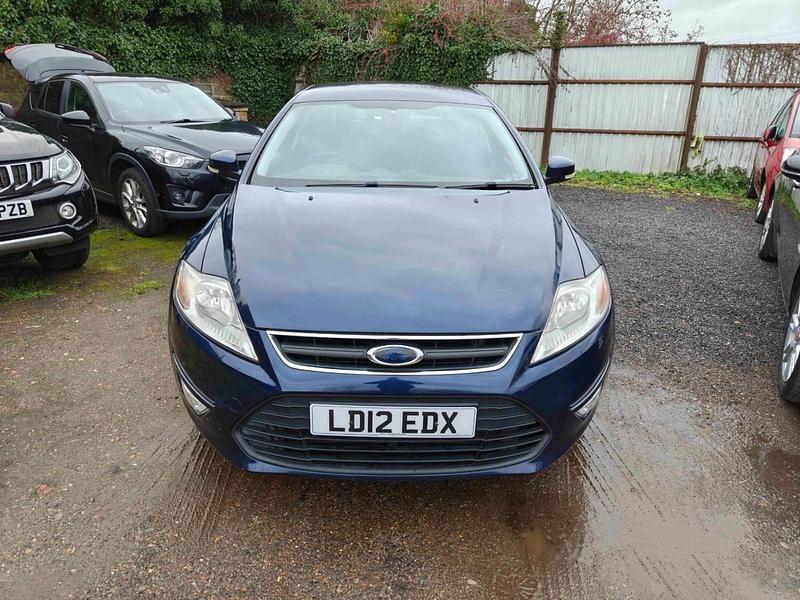 Used Ford Mondeo Zetec 2012 Blue Hatchback