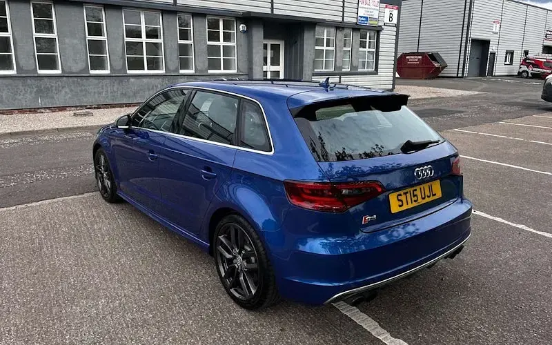 Used Audi S3 Sportback Performance 300 HP (220 kW) 2015 Blue Hatchback
