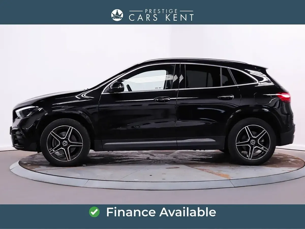 Used Mercedes GLA250 Executive 2024 Black SUV