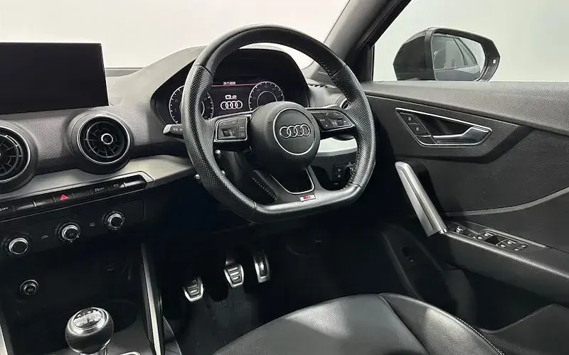 Used Audi Q2 S-Line 116 HP (85 kW) 2020 Black SUV