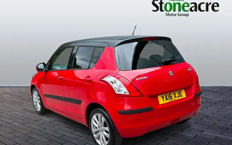 Used Suzuki Swift SZ4 94 HP (69 kW) 2016 Red Hatchback