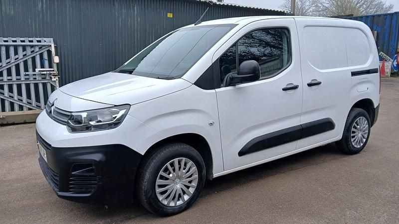 Used Citroën Berlingo 2021 White MPV