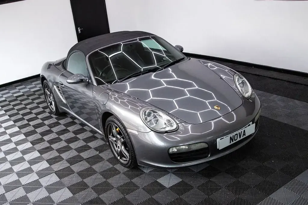 Usado Porsche Boxster 245 HP (180 kW) 2007 Cinzento Cabrios