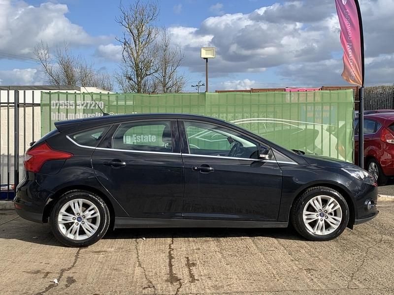 Used Ford Focus Titanium 2014 Black Hatchback