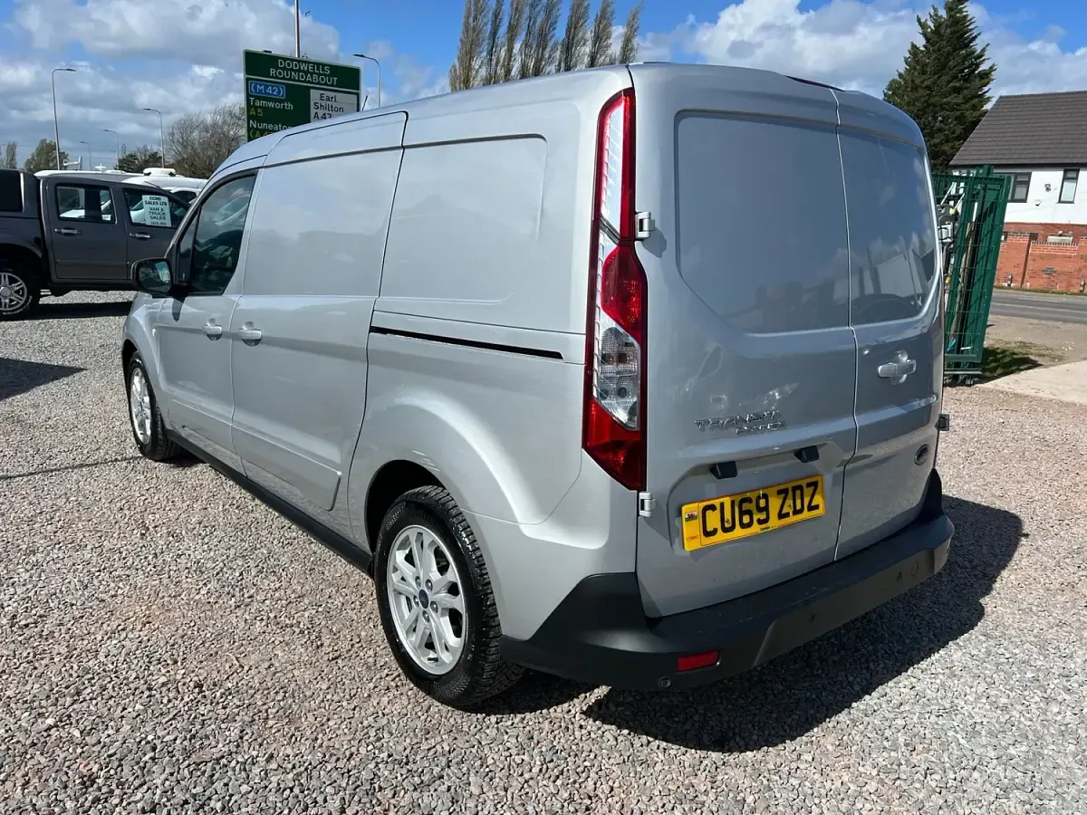 Used Ford Transit Connect Limited 120 HP (88 kW) 2019 Silver MPV