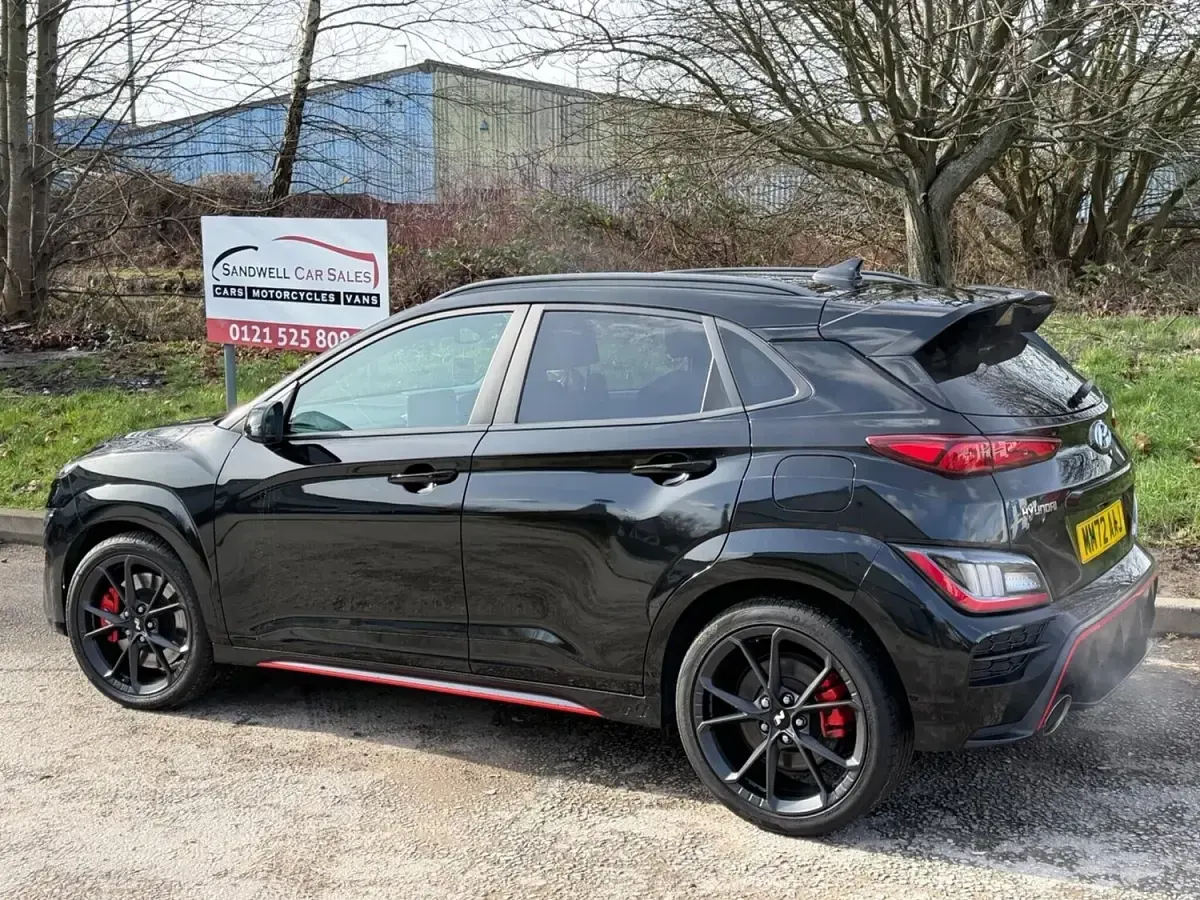 Used Hyundai Kona 280 HP (205 kW) 2022 Black SUV