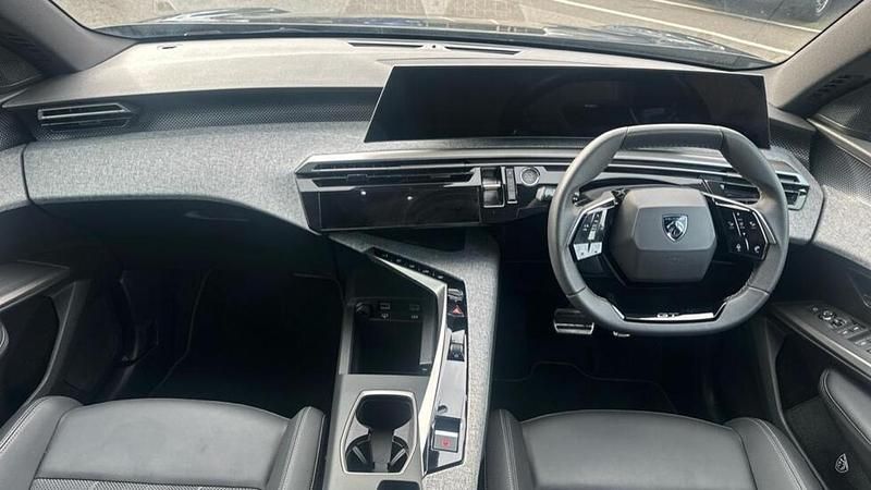 Used Peugeot 3008 GT 134 HP (98 kW) 2025 Grey SUV