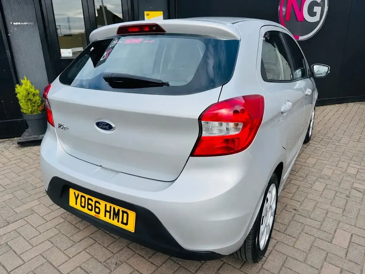 Used Ford Ka Plus Studio 70 HP (51 kW) 2017 Silver Hatchback