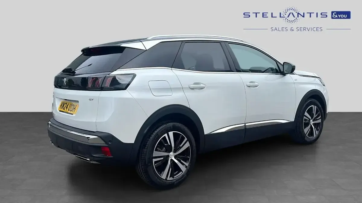 Used Peugeot 3008 GT 134 HP (98 kW) 2024 White SUV