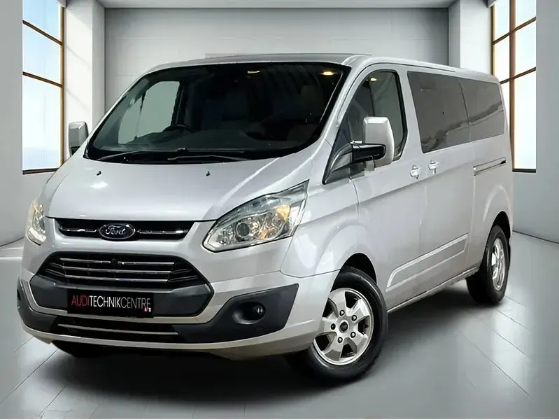 Used Ford Tourneo Custom Titanium 2017 Silver Van