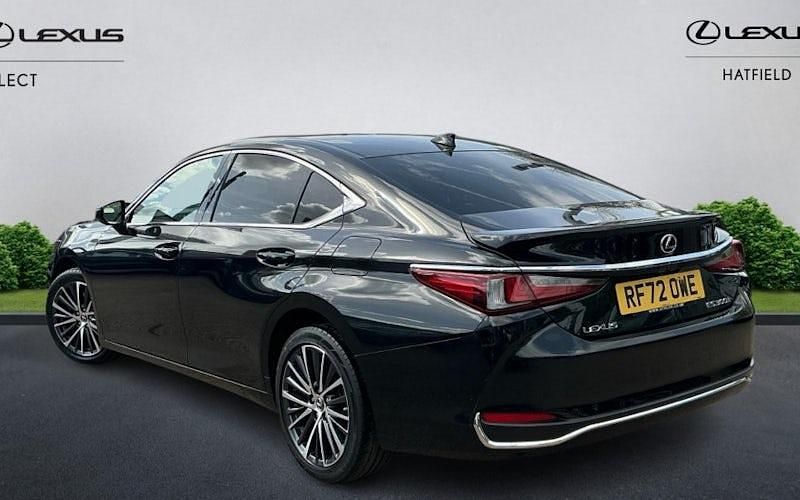 Used Lexus ES300H 218 HP (160 kW) 2021 Sedan