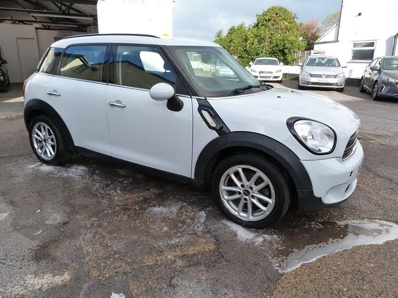 White Used 2015 Mini Cooper D Countryman Business SUV | £2,995 (Super price) - Image 1/4