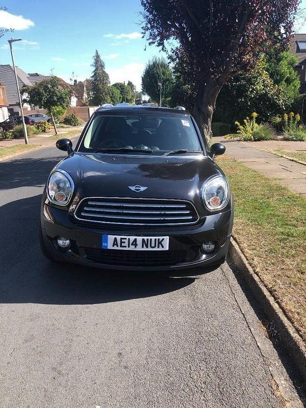 Black Used 2014 Mini Cooper Countryman SUV | £7,300 (Good price) - Image 1/4