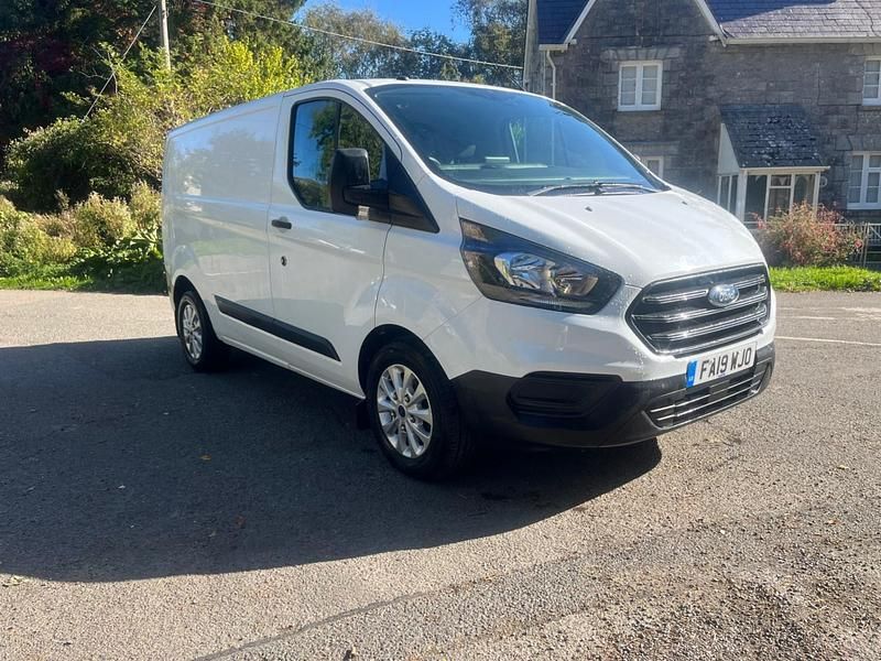 White Used 2019 Ford Transit Custom Van | £10,200 (Super price) - Image 1/4