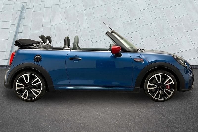 Used Mini John Cooper Works 228 HP (167 kW) 2023 Blue Hatchback