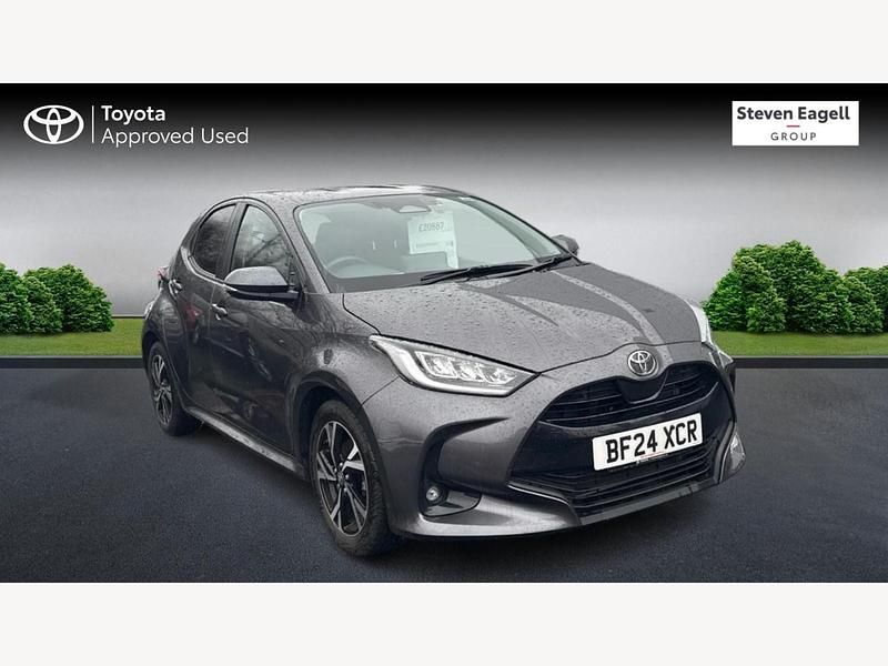 Used Toyota Yaris Hybrid Design 2024 Grey Hatchback