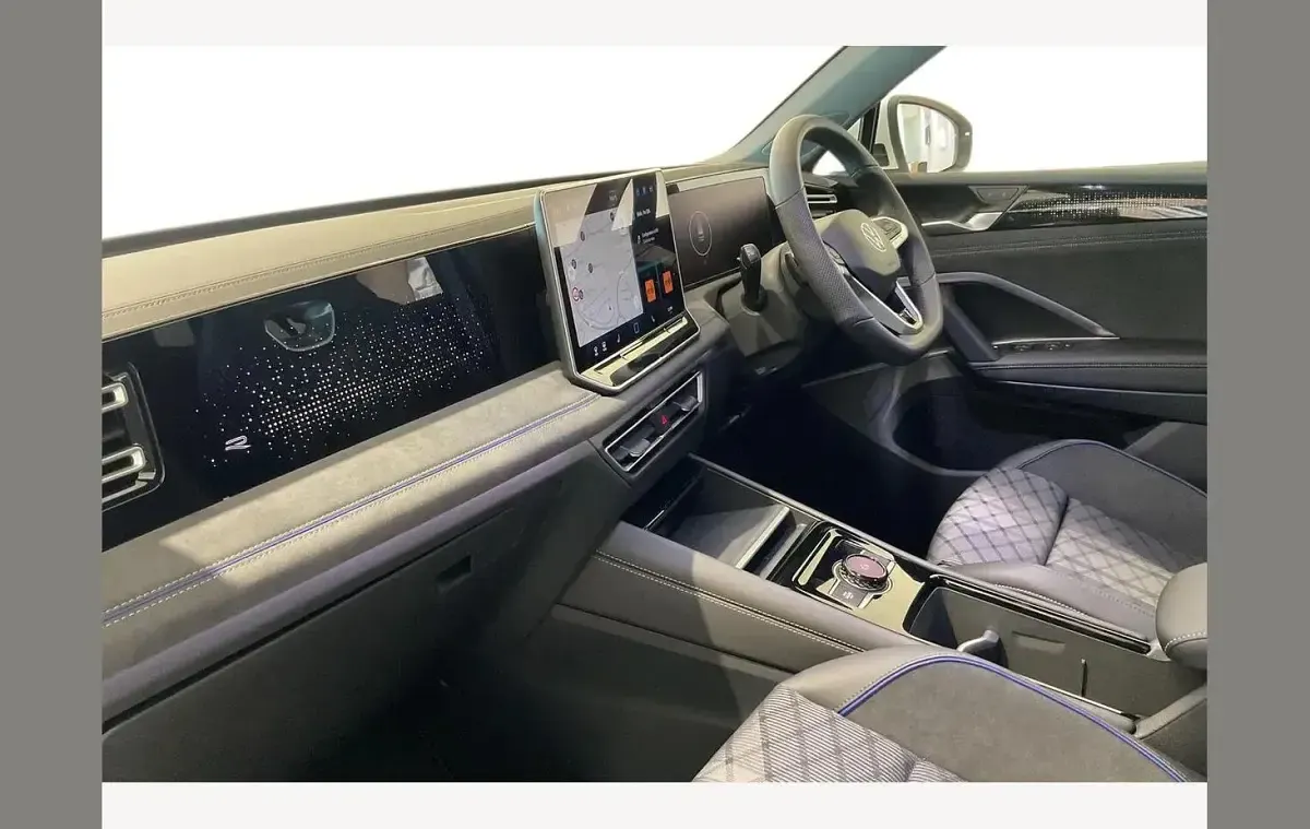 Used VW Tiguan R-line 150 HP (110 kW) 2026 White SUV