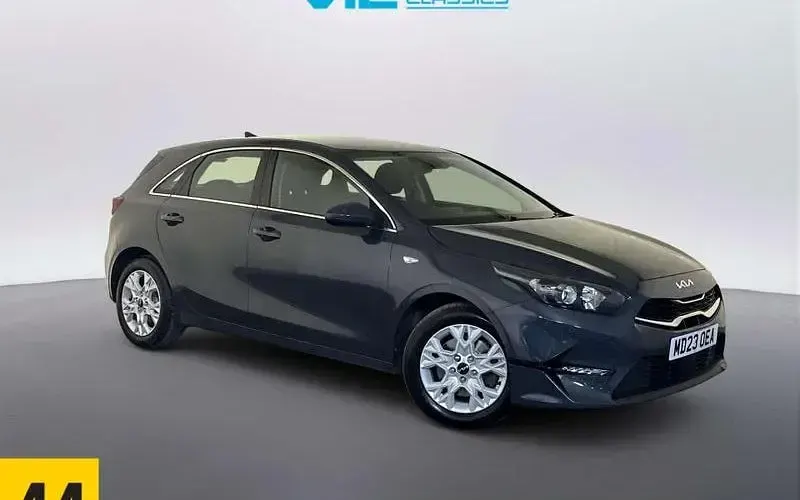 Used Kia Ceed 160 HP (117 kW) 2023 Hatchback