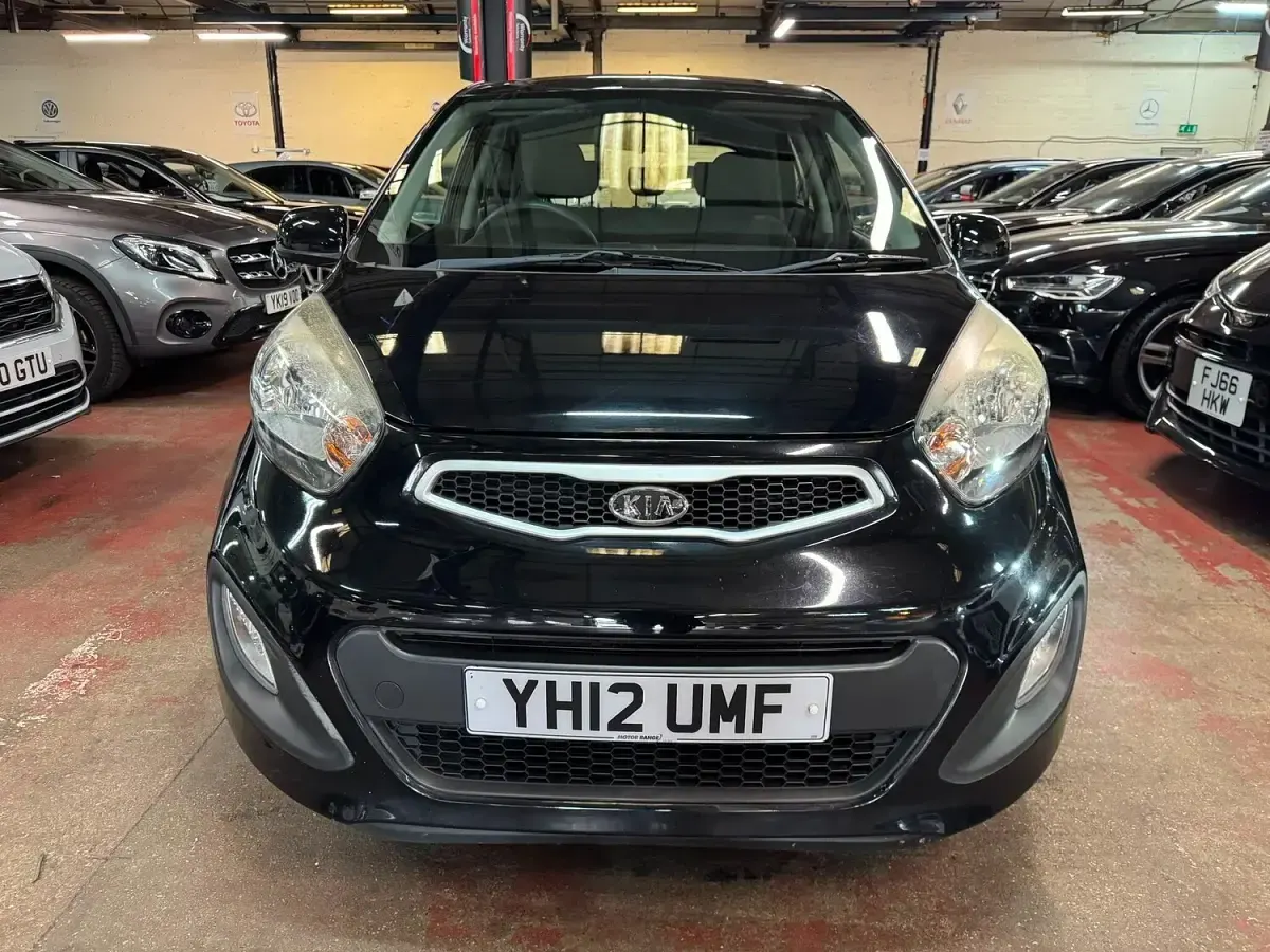 Used Kia Picanto 68 HP (50 kW) 2012 Black Hatchback