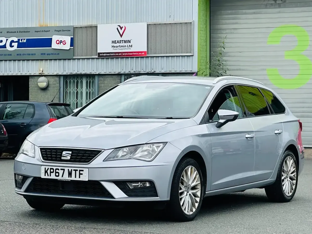 Used Seat Leon SE Dynamic 115 HP (84 kW) 2017 Silver Estate