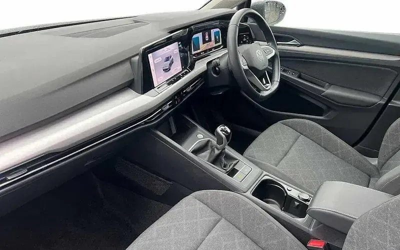 Used VW Golf VIII Life 131 HP (96 kW) 2024 Grey Hatchback